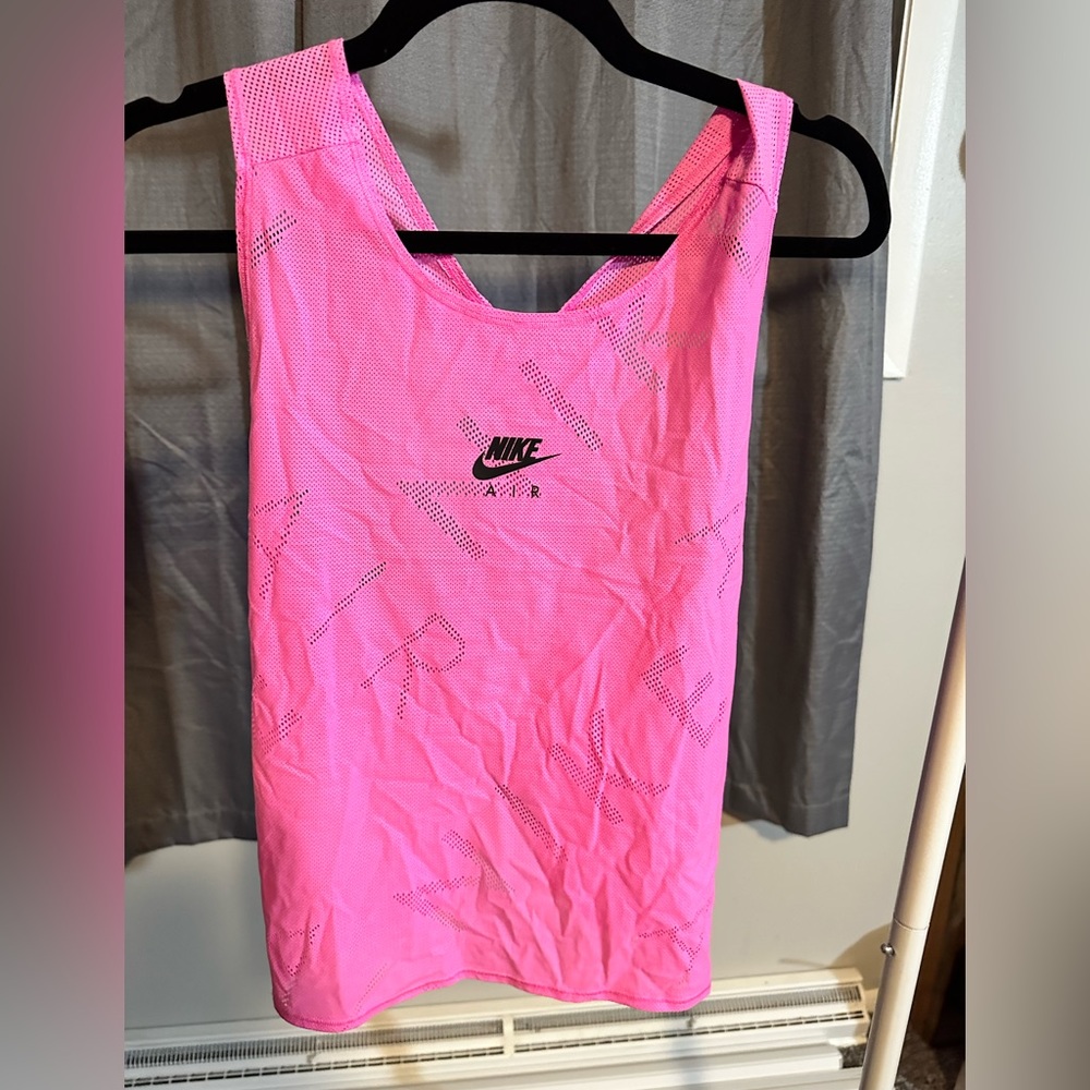 Nike Air Cropped Workout Tank sz M